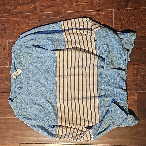 Top - Picture 1 of 3